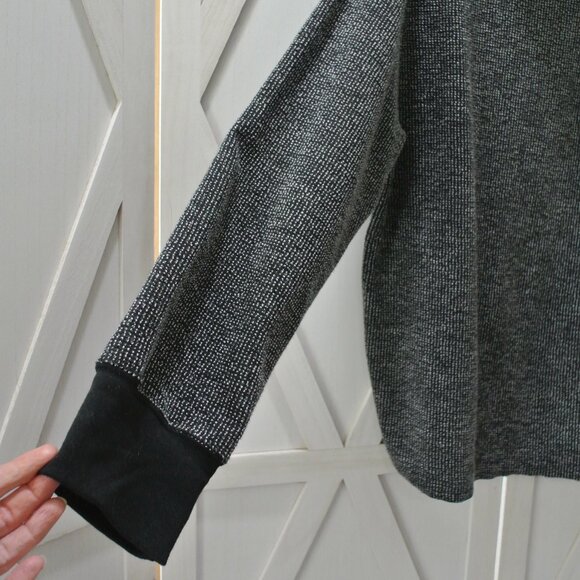 Nike Yoga Luxe Therma-Fit Textured Cover-Up - Picture 7 of 8